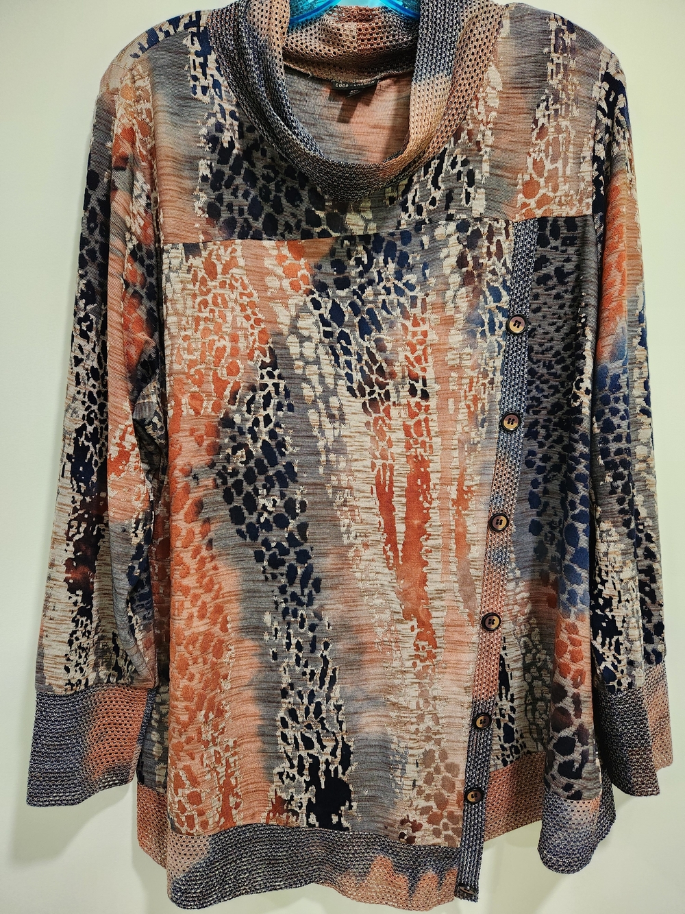 Cowl-Neck Animal Print Pullover Top in Coral and Navy